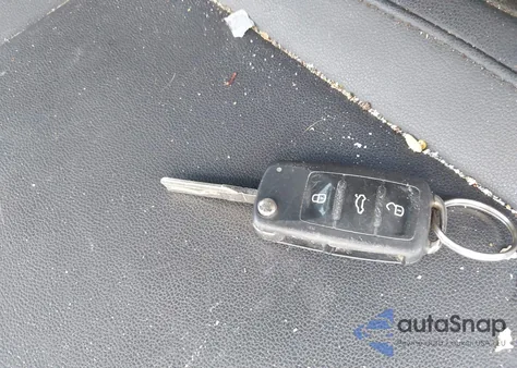 2014 Volkswagen Beetle 2.0T R-Line из США, поврежденный, VIN 3VW7T7AT5EM813875